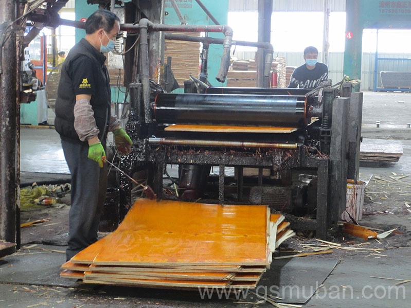 建房模板多少錢一平方?如何選購(gòu)建筑模板 建房模板多少錢一平方?如何選購(gòu)建筑模板