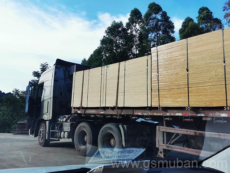 廣西層層過膠模板廠哪里有？90%人不知道這個(gè)廠